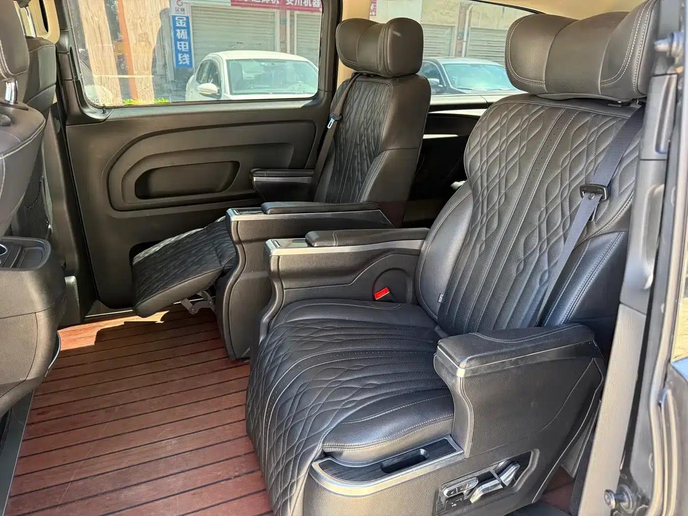 Vito 2021 2.0T Business Edition 7-seater — миниатюра 5