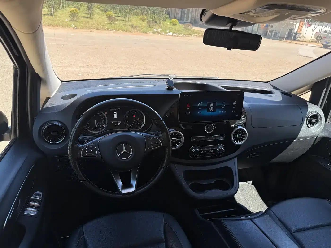 Vito 2021 2.0T Business Edition 7-seater — миниатюра 6