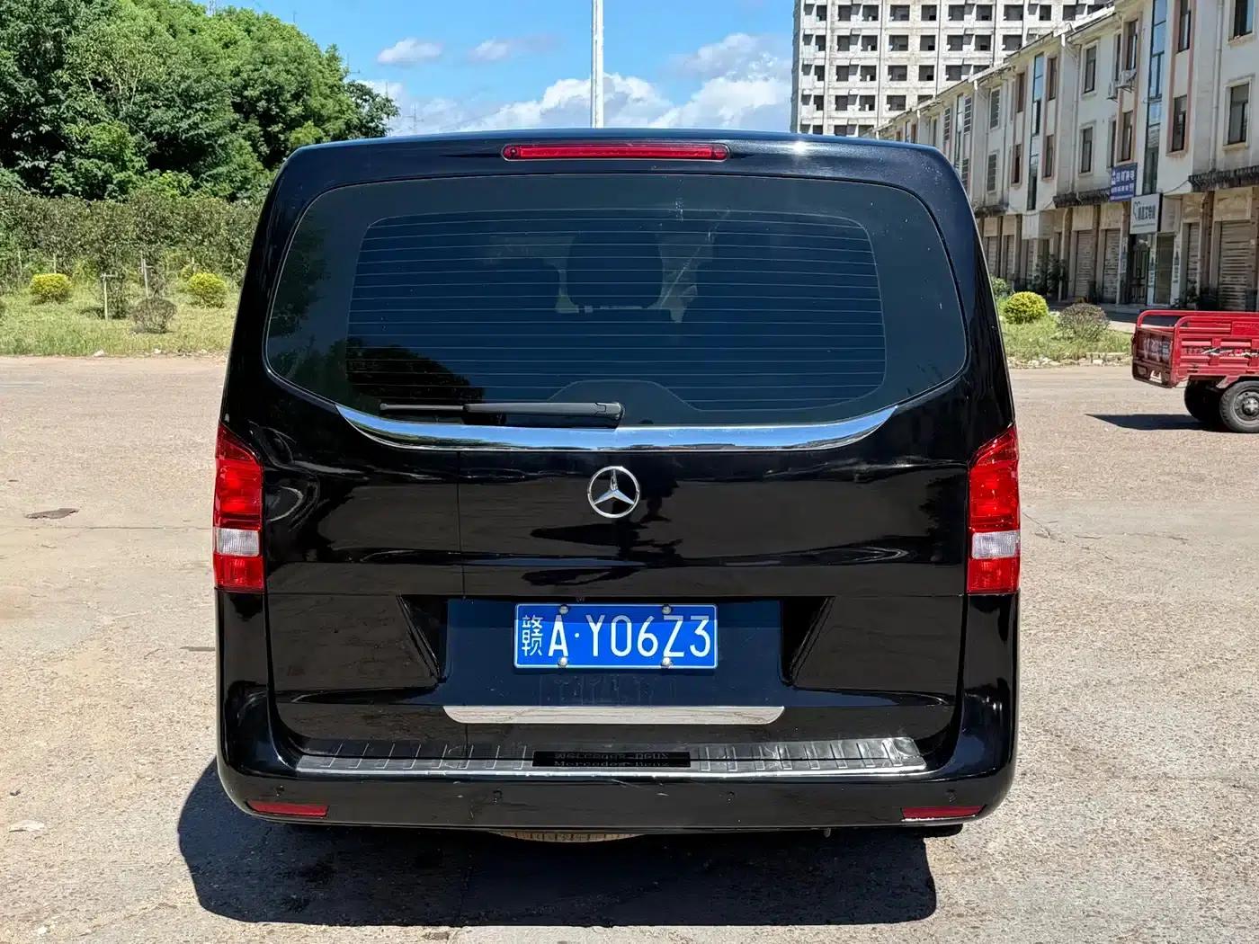 Vito 2021 2.0T Business Edition 7-seater — миниатюра 8