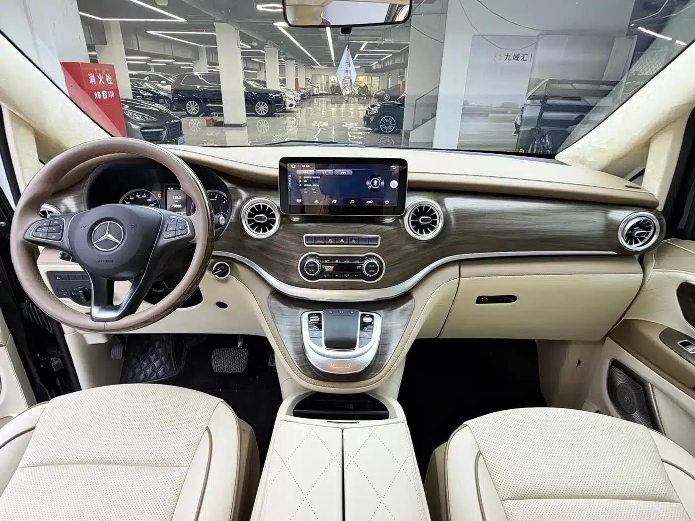 Vito 2021 2.0T Business Edition 7-seater — миниатюра 28