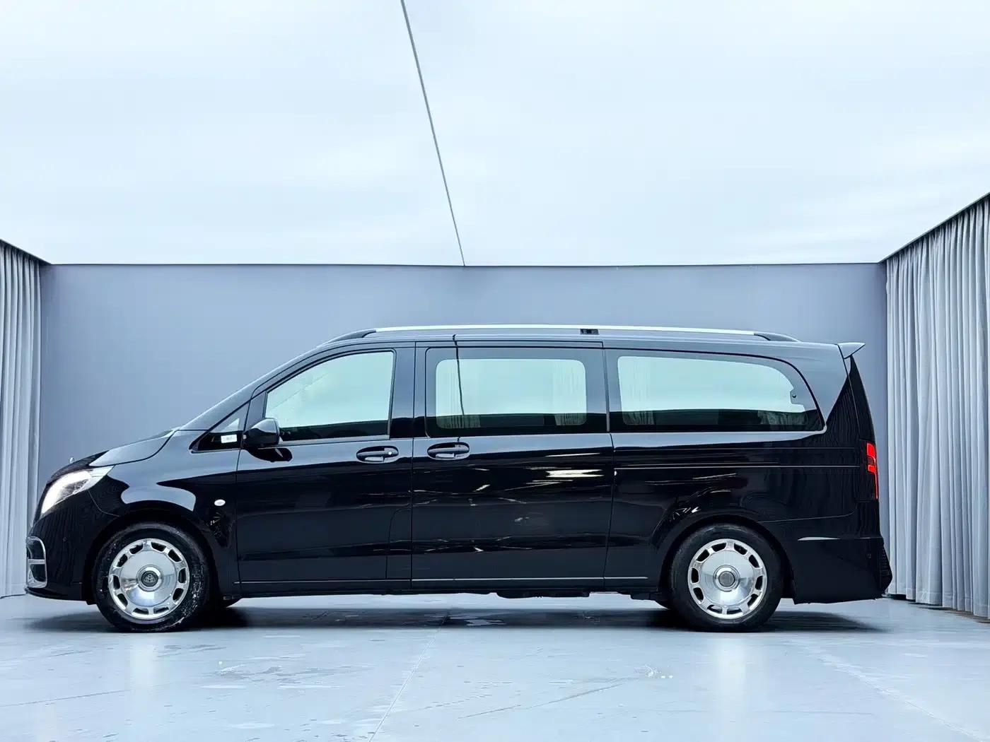 Vito 2021 2.0T Business Edition 7-seater — миниатюра 4