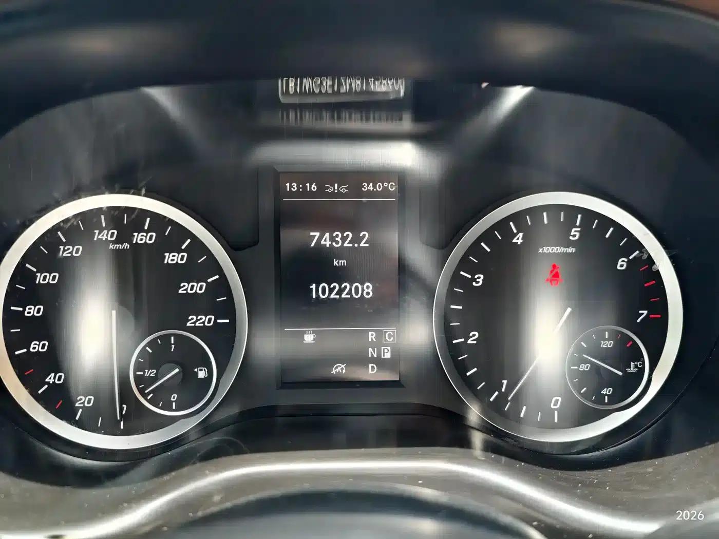 Vito 2021 2.0T Business Edition 7-seater — миниатюра 18