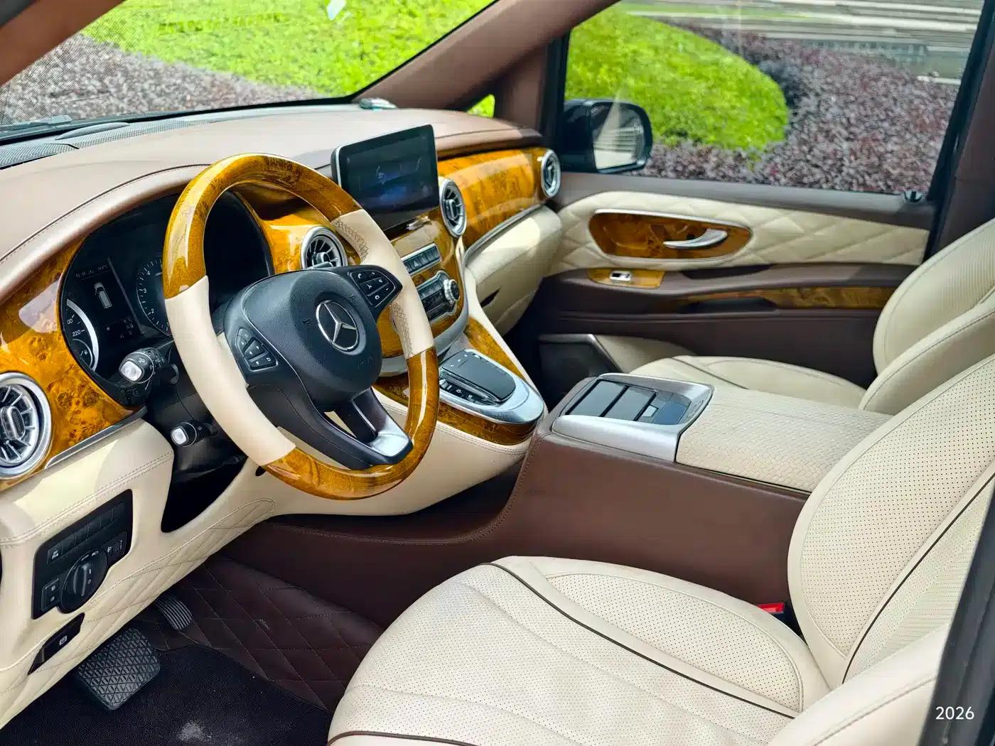 Vito 2021 2.0T Business Edition 7-seater — миниатюра 4