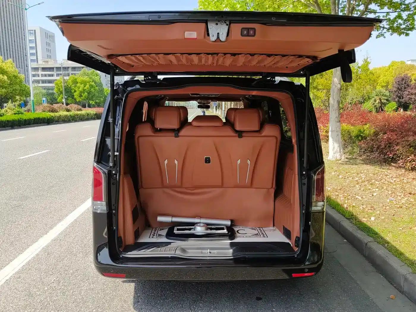 Vito 2021 2.0T Business Edition 7-seater — миниатюра 8