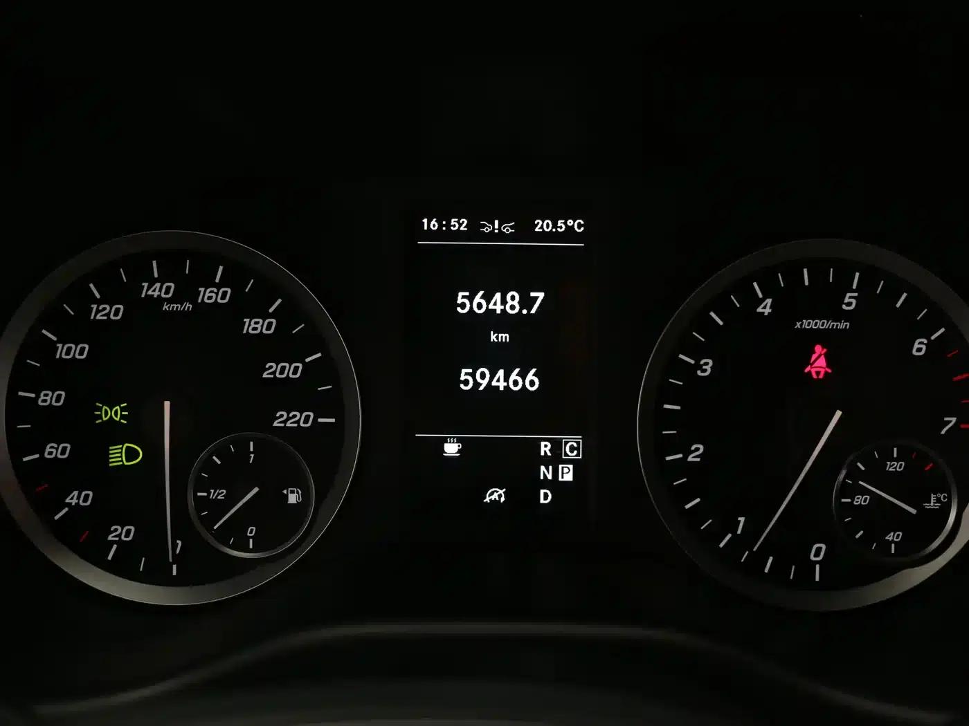 2023 Nissan Vito 2.0T Business Edition 7-seater — миниатюра 12