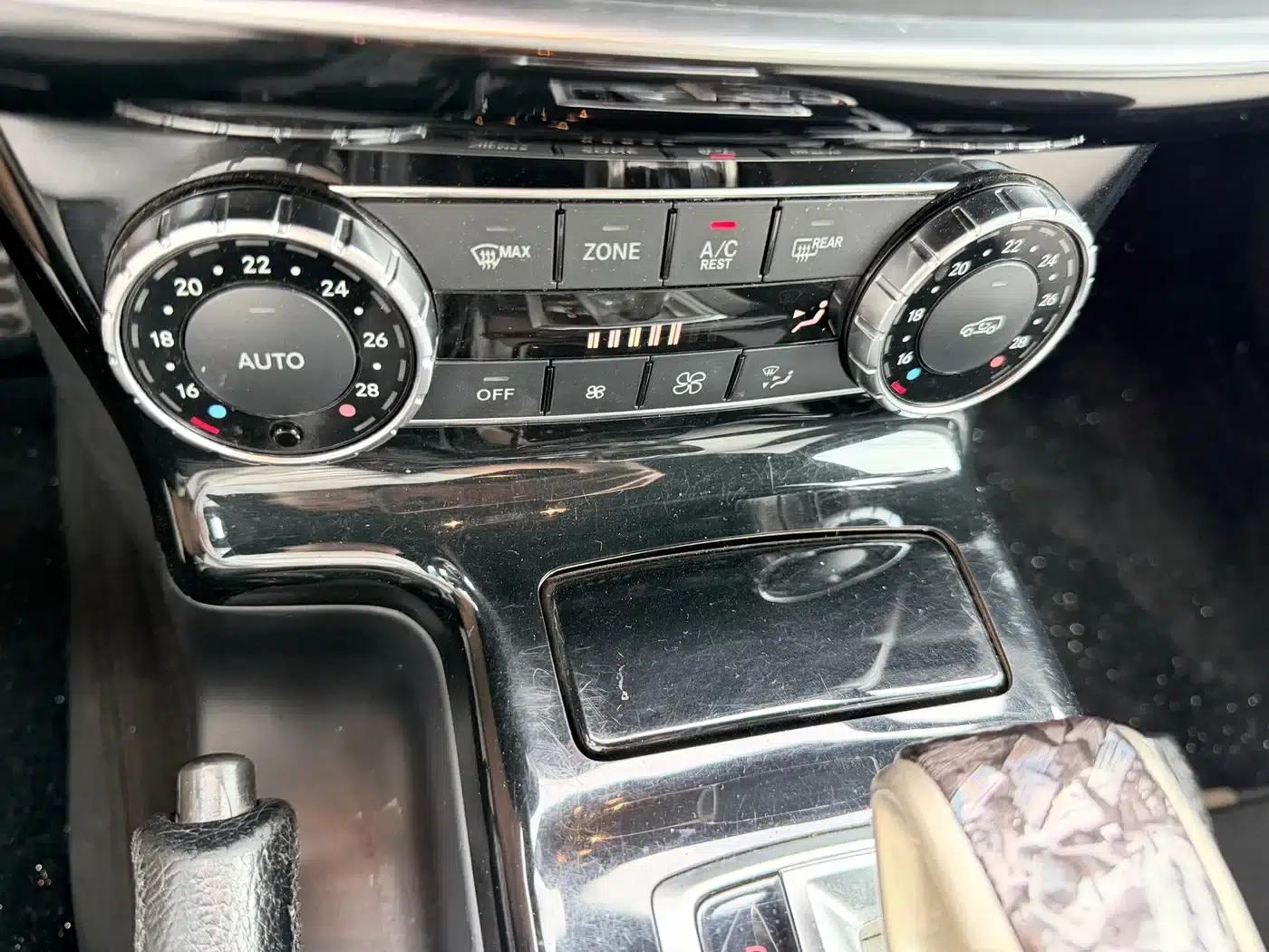 2013 Mercedes-Benz G-Class G 500 — миниатюра 11