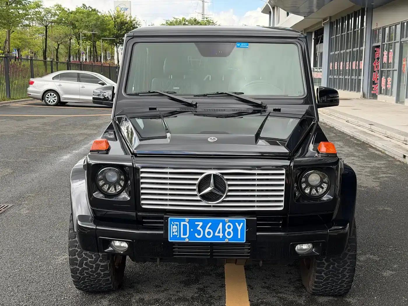 2010 Mercedes-Benz G-Class G 500 — миниатюра 2