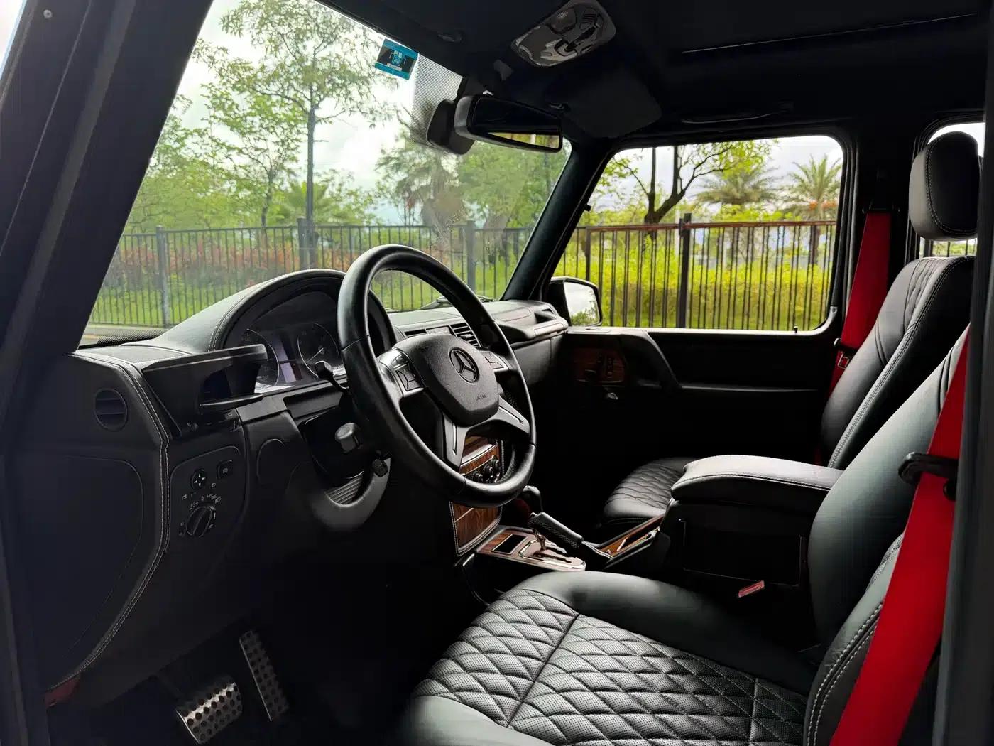 2010 Mercedes-Benz G-Class G 500 — миниатюра 9