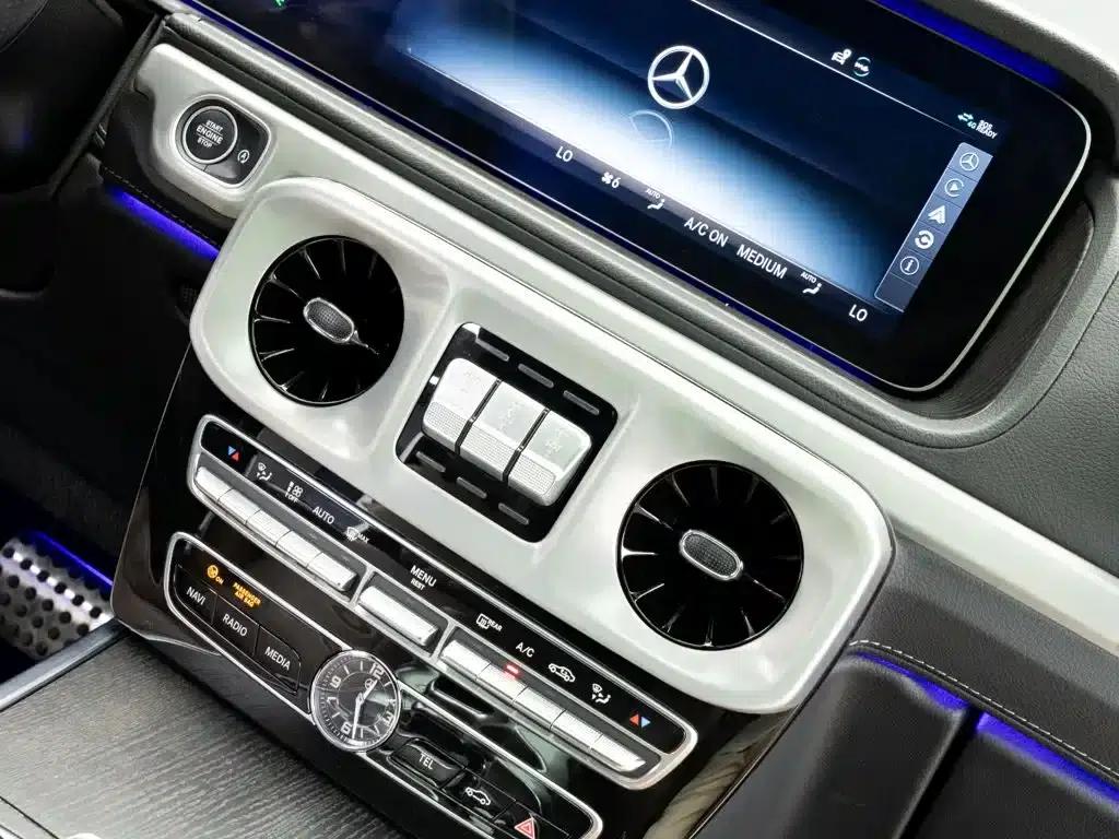 2023 Mercedes-Benz G-Class G 350 — миниатюра 17