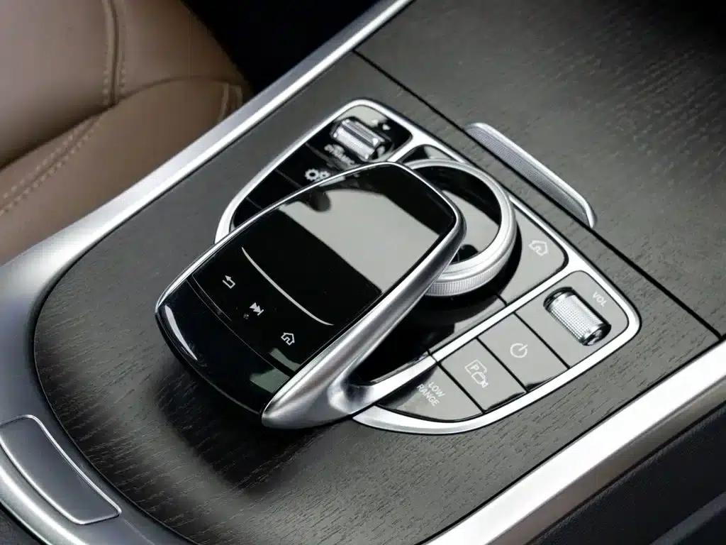 2023 Mercedes-Benz G-Class G 350 — миниатюра 18