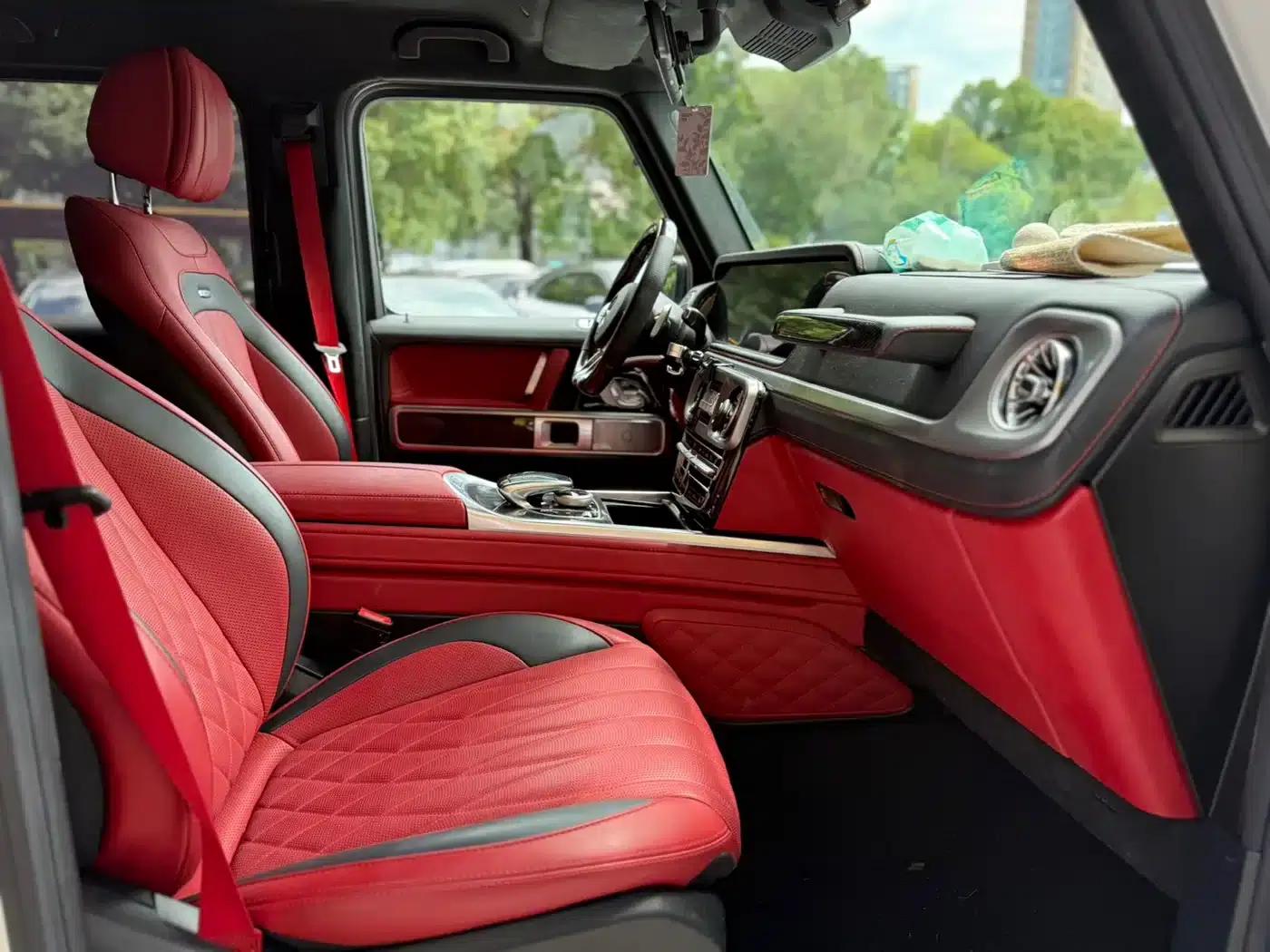 2023 Mercedes-Benz G-Class G 500 — миниатюра 16