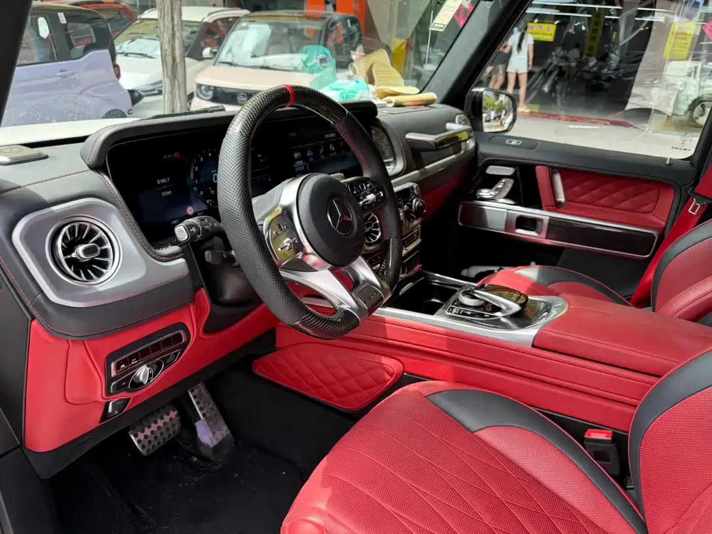 2023 Mercedes-Benz G-Class G 500 — миниатюра 8