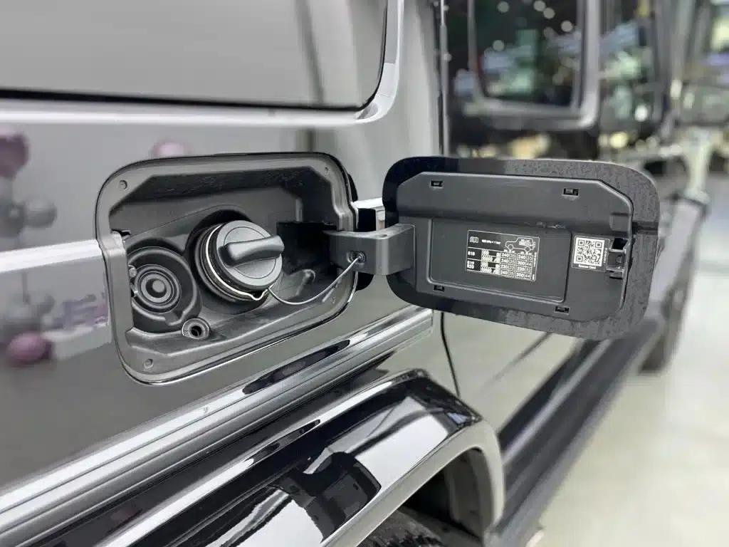 2024 Mercedes-Benz G-Class G 550 — миниатюра 31
