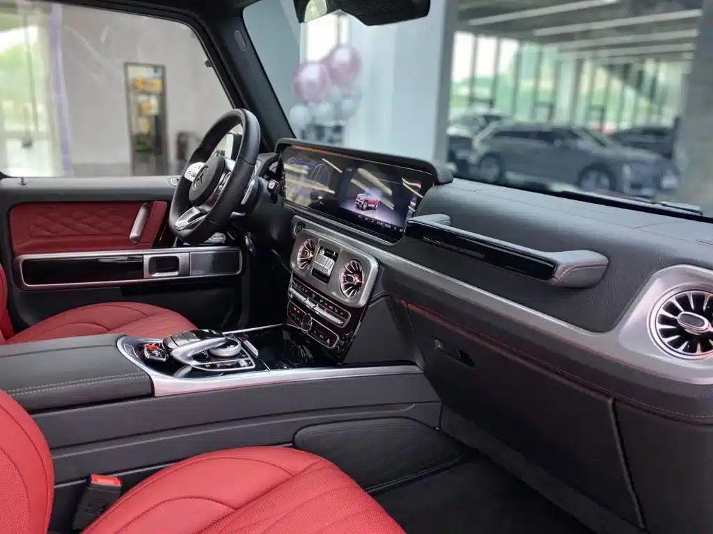 2024 Mercedes-Benz G-Class G 550 — миниатюра 9