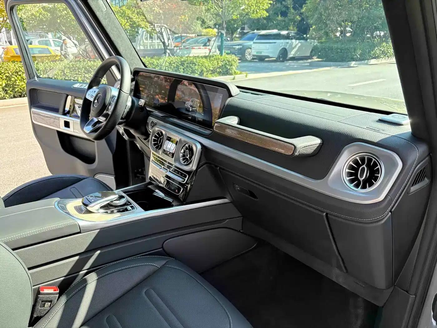 2023 Mercedes-Benz G-Class G 400 d European Spec — миниатюра 11