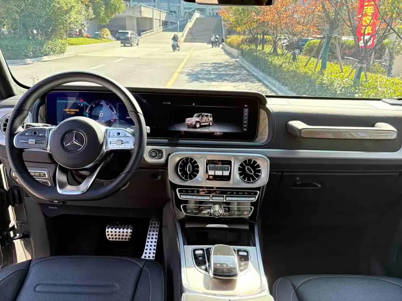 2023 Mercedes-Benz G-Class G 400 d European Spec — миниатюра 15