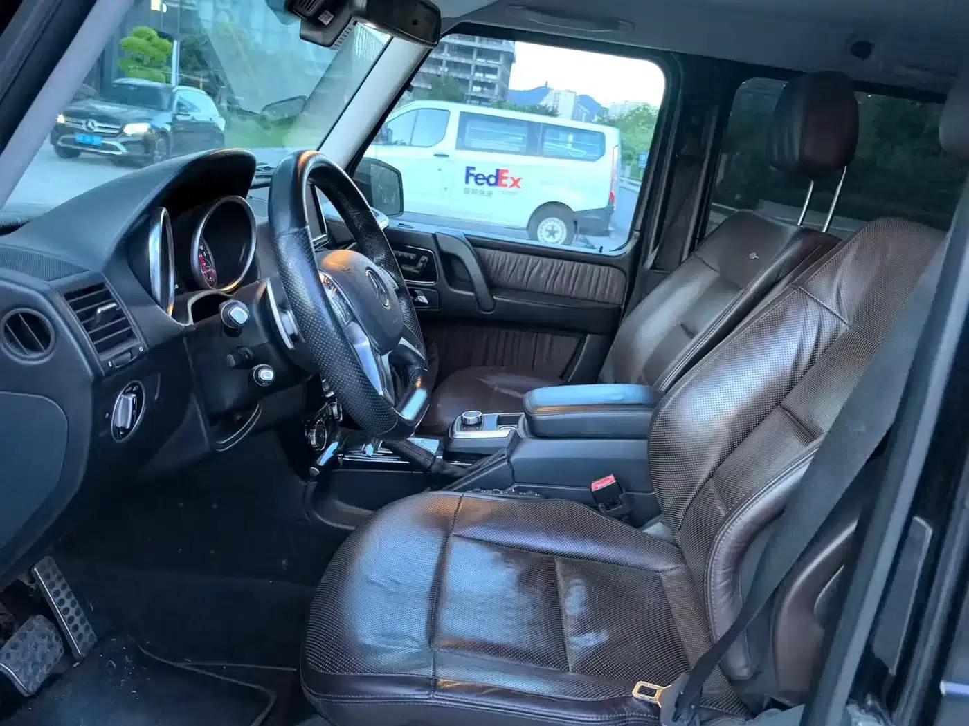 2016 Mercedes-Benz G-Class G 500 — миниатюра 2