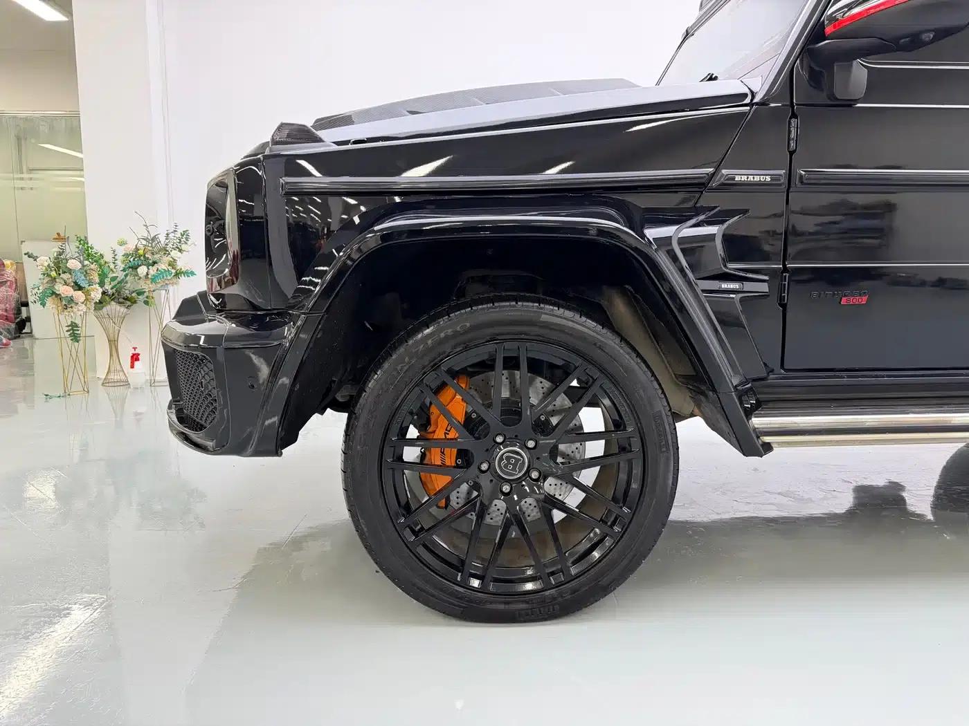 2010 Mercedes-Benz G-Class G 500 — миниатюра 4
