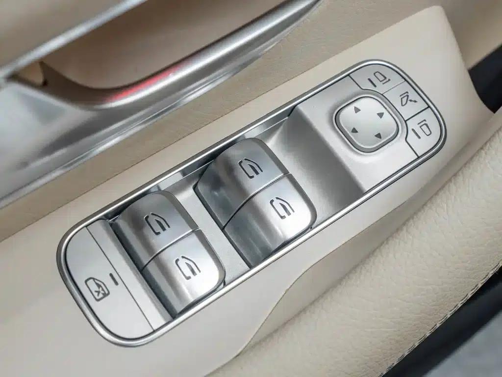 Imported Mercedes-Benz GLE 2022 Facelift GLE 350 4MATIC Fashion Model — миниатюра 21