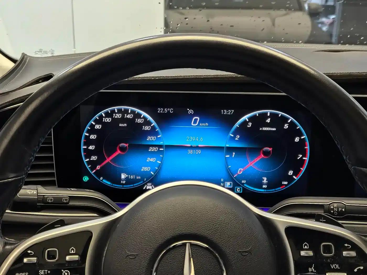 Mercedes-Benz GLE (Imported) 2022 Facelift GLE 350 4MATIC Fashion Model — миниатюра 18