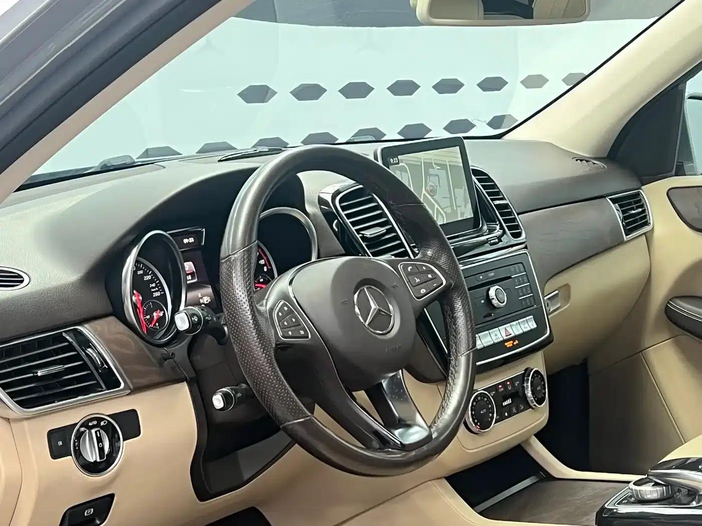 Imported Mercedes-Benz GLE 2015 GLE 400 4MATIC — миниатюра 7