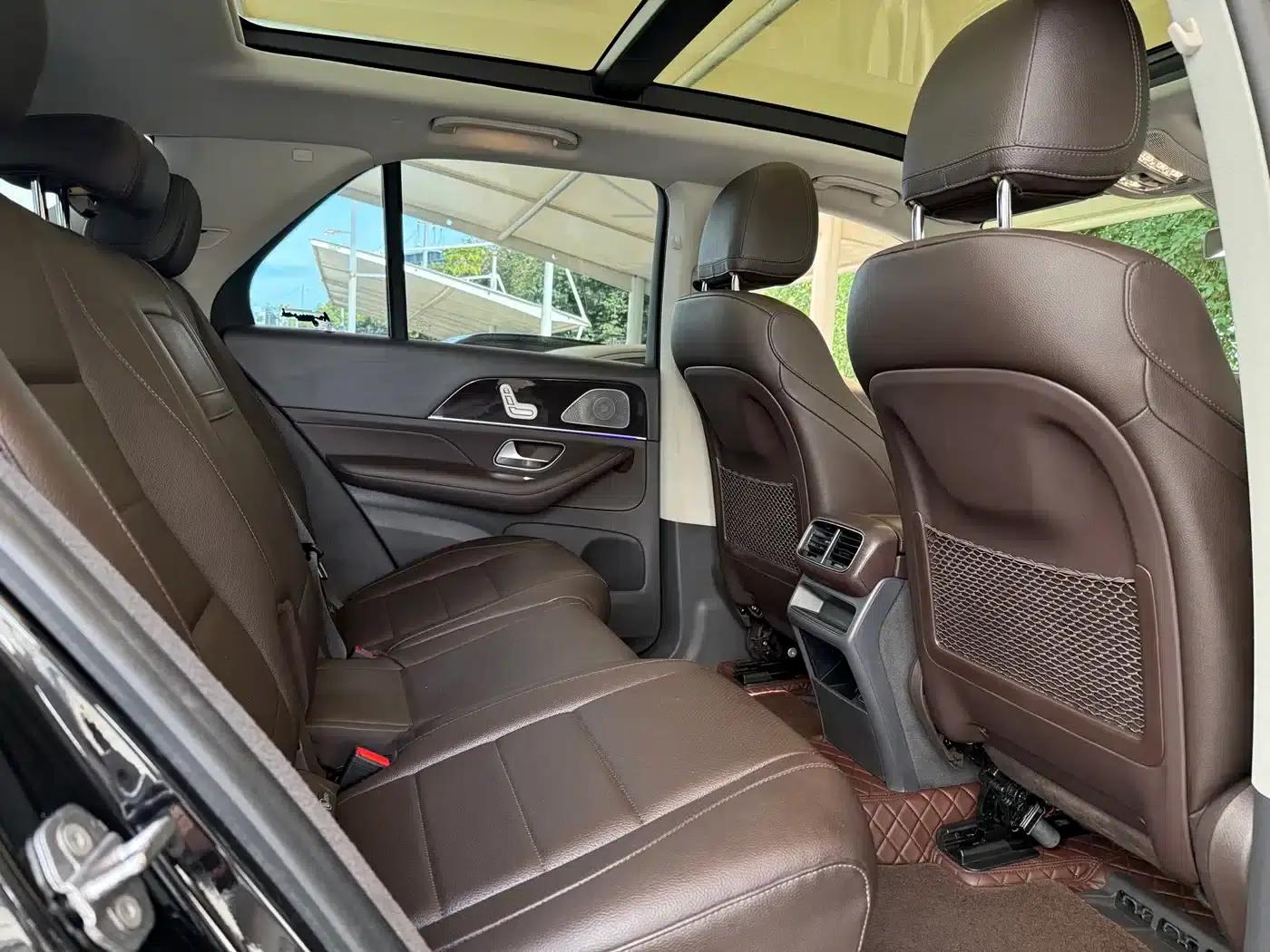 Imported Mercedes-Benz GLE 2020 facelift GLE 350 4MATIC Fashion model — миниатюра 11