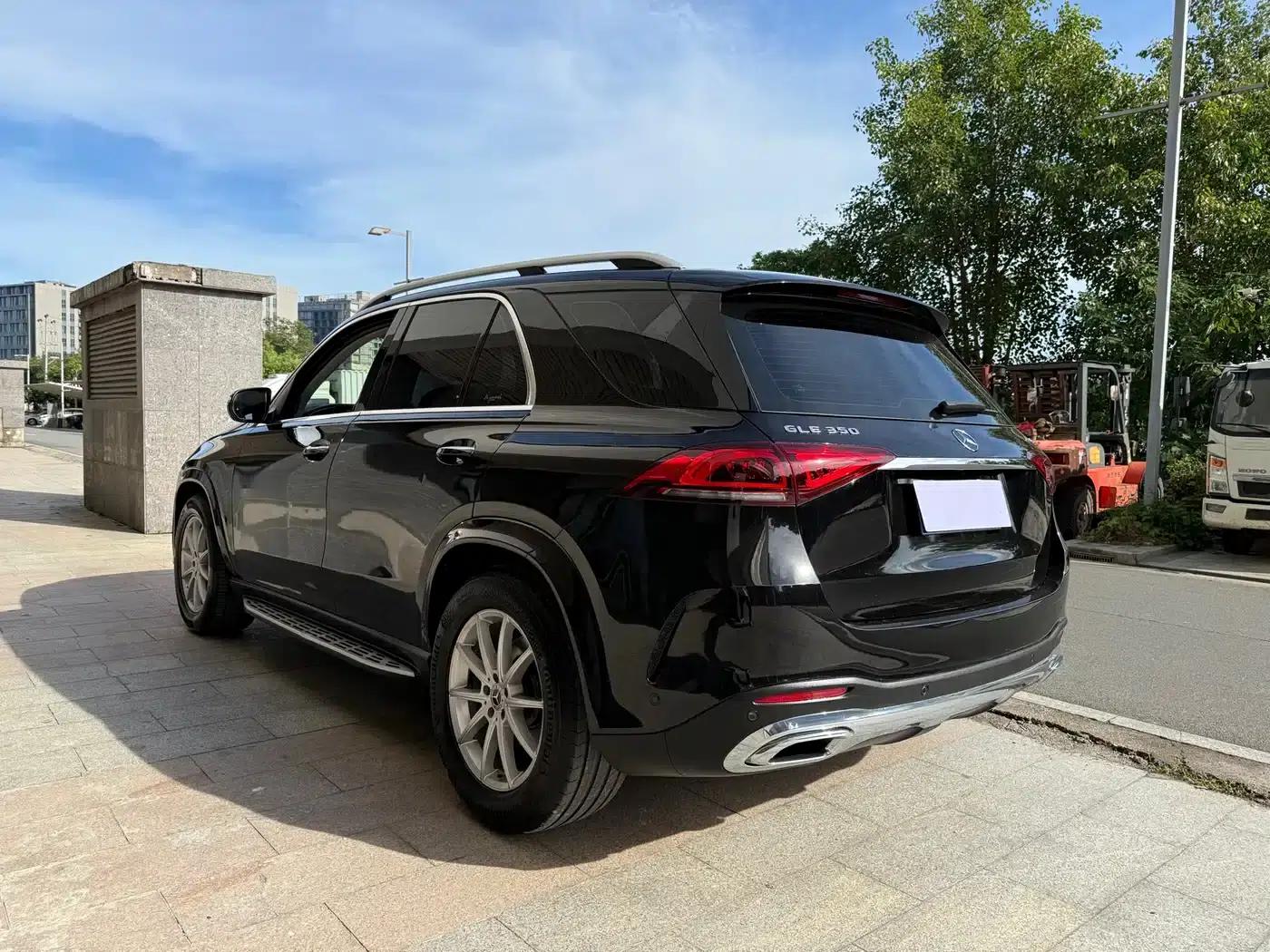 Imported Mercedes-Benz GLE 2020 facelift GLE 350 4MATIC Fashion model — миниатюра 6