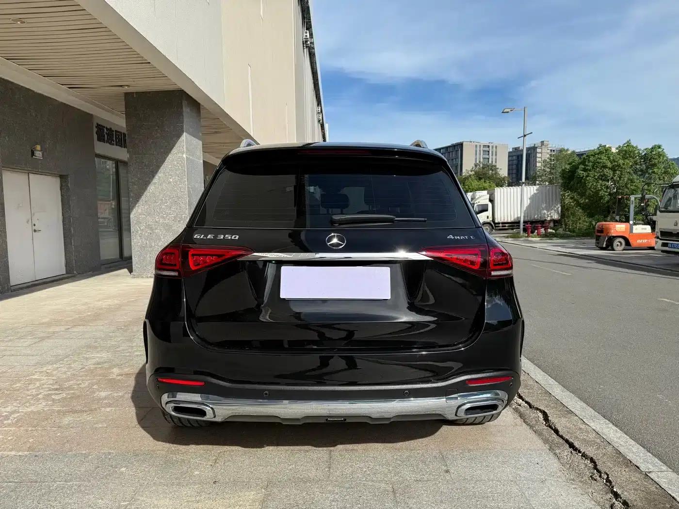 Imported Mercedes-Benz GLE 2020 facelift GLE 350 4MATIC Fashion model — миниатюра 7
