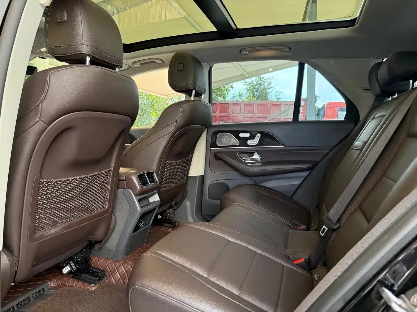 Imported Mercedes-Benz GLE 2020 facelift GLE 350 4MATIC Fashion model — миниатюра 10