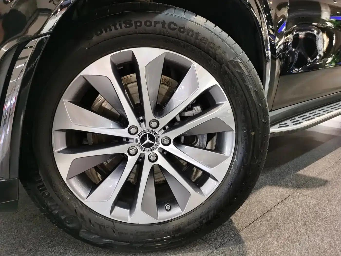 Imported Mercedes-Benz GLE 2023 GLE 350 4MATIC Fashion Model — миниатюра 17