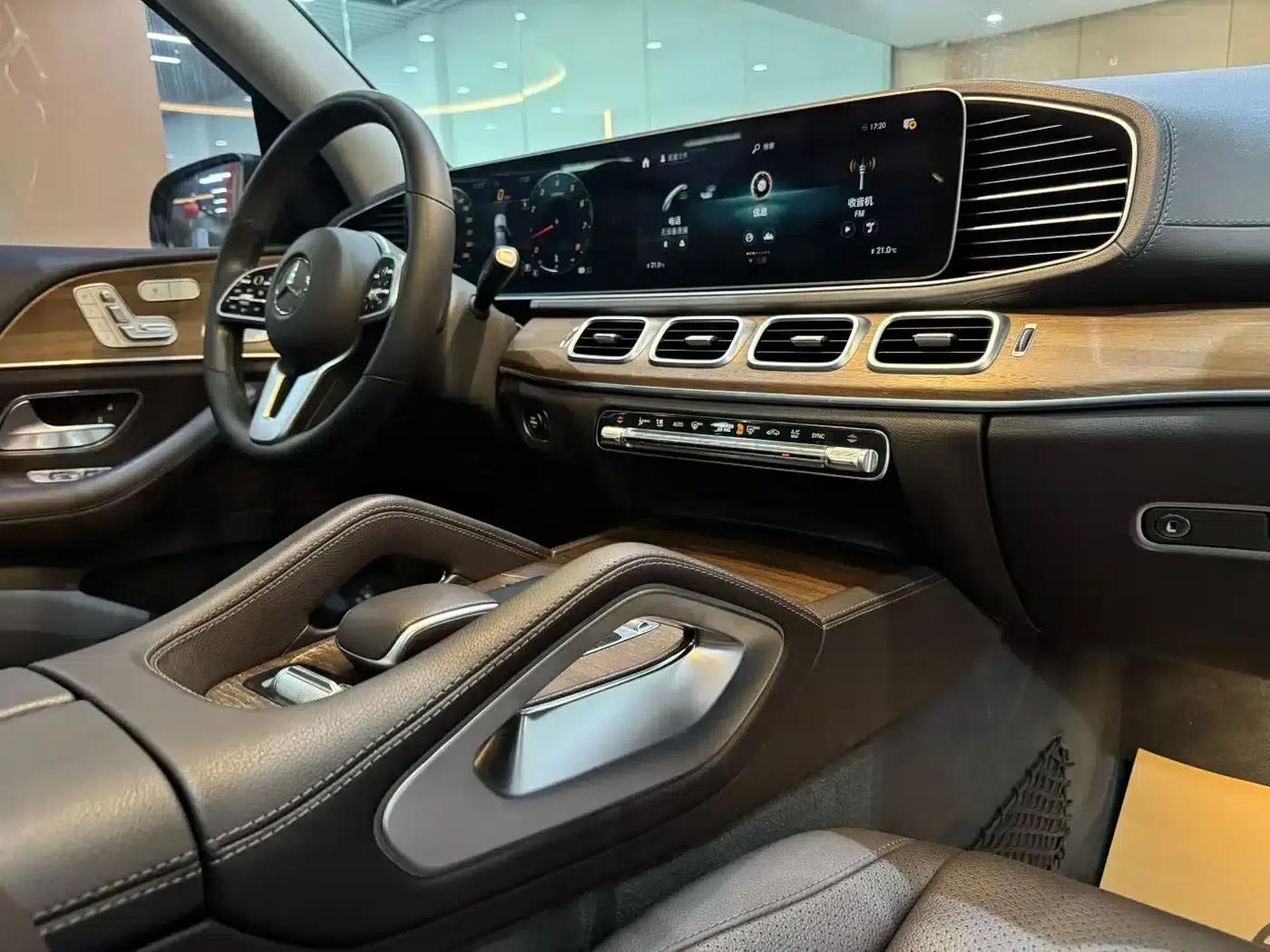 Mercedes-Benz GLE (Imported) 2020 GLE 350 4MATIC Luxury — миниатюра 6