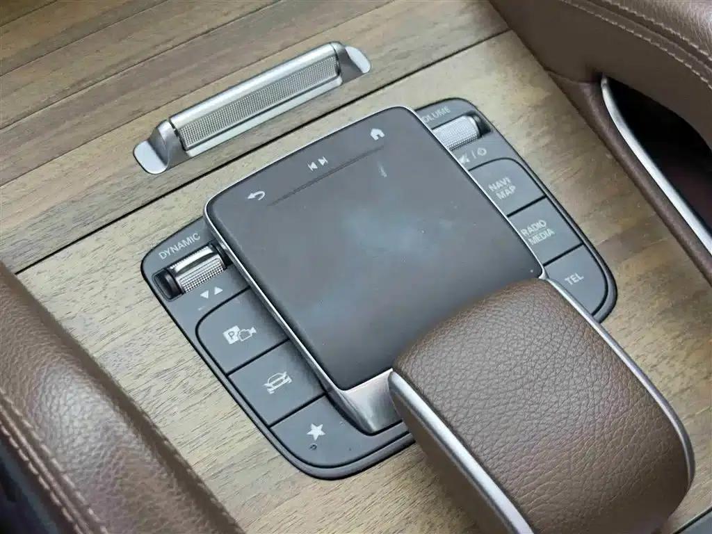 Mercedes-Benz GLE PHEV 2024 GLE 400 e 4MATIC — миниатюра 16