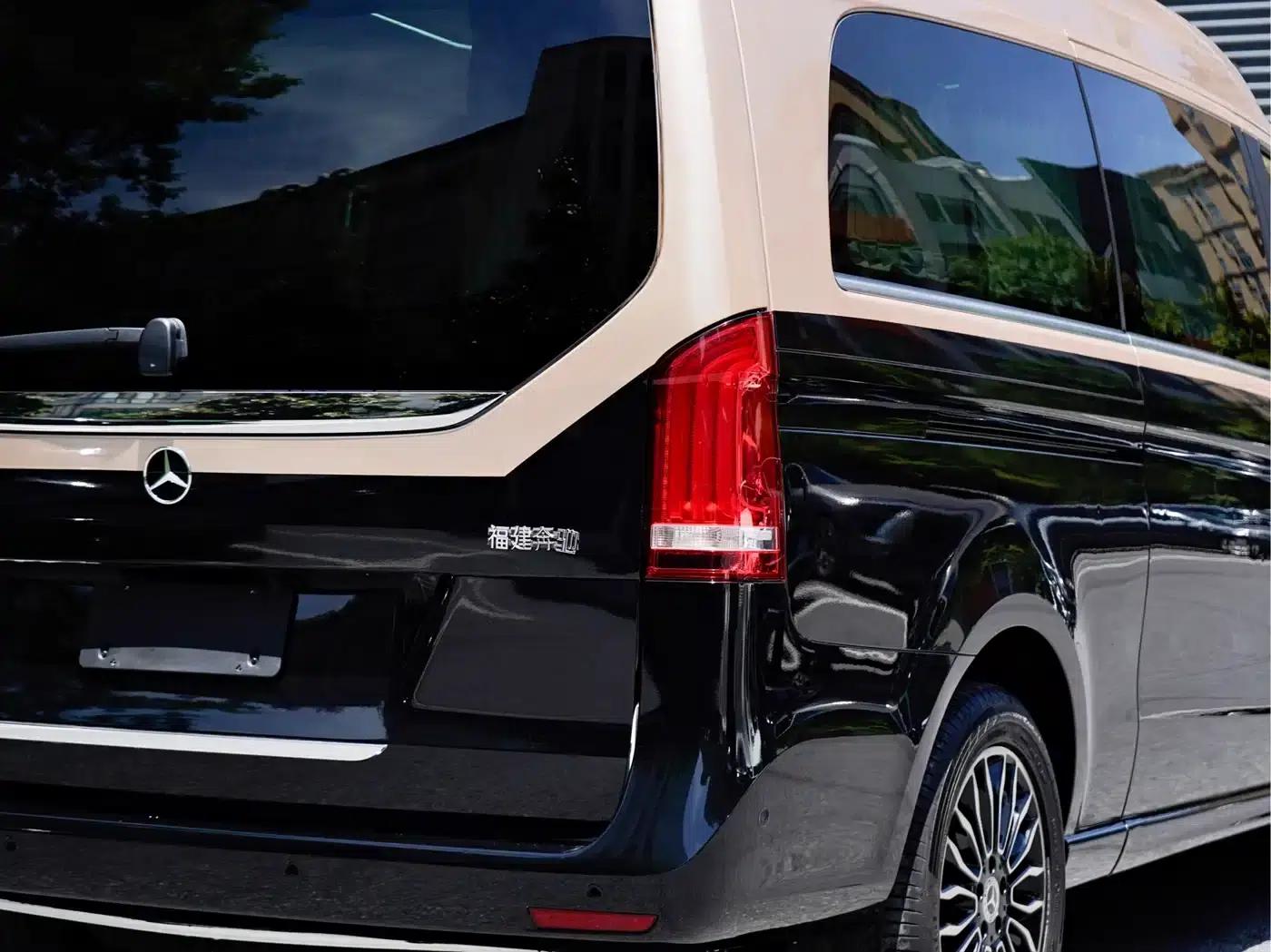 Mercedes-Benz V-Class 2018 V 260 L Premium Extended Edition (China VI Emission Standard) — миниатюра 8