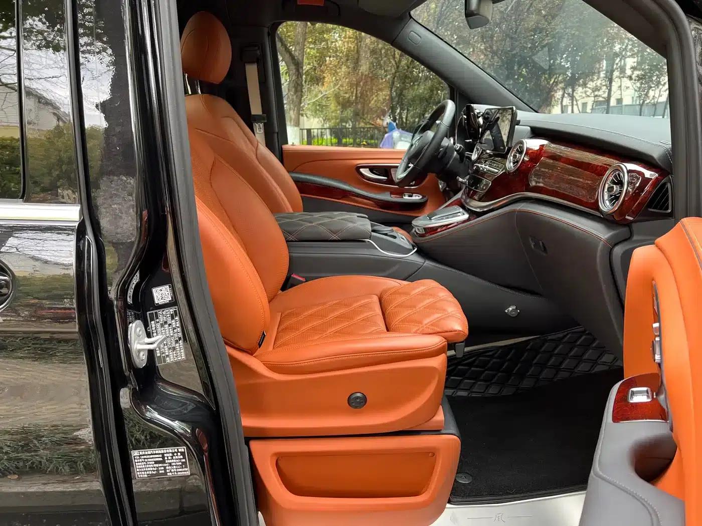 Mercedes-Benz V-Class 2022 V 260 L Long Wheelbase Luxury Edition — миниатюра 12