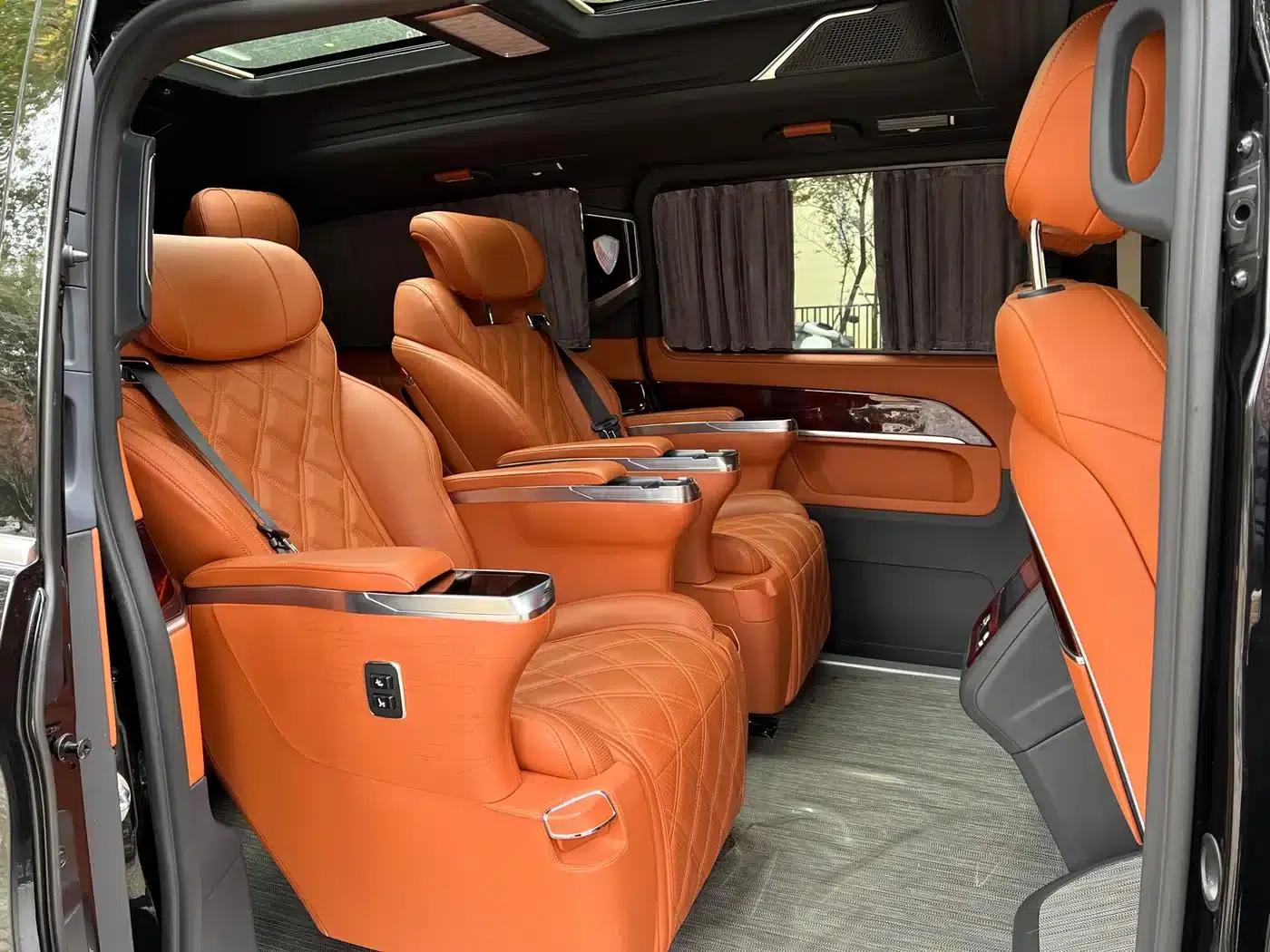 Mercedes-Benz V-Class 2022 V 260 L Long Wheelbase Luxury Edition — миниатюра 14