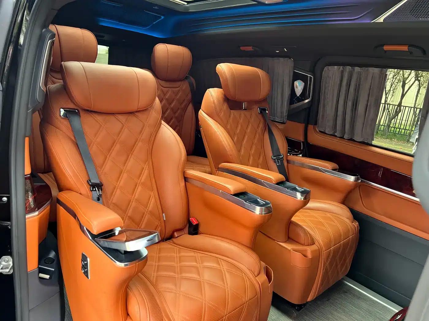 Mercedes-Benz V-Class 2022 V 260 L Long Wheelbase Luxury Edition — миниатюра 23