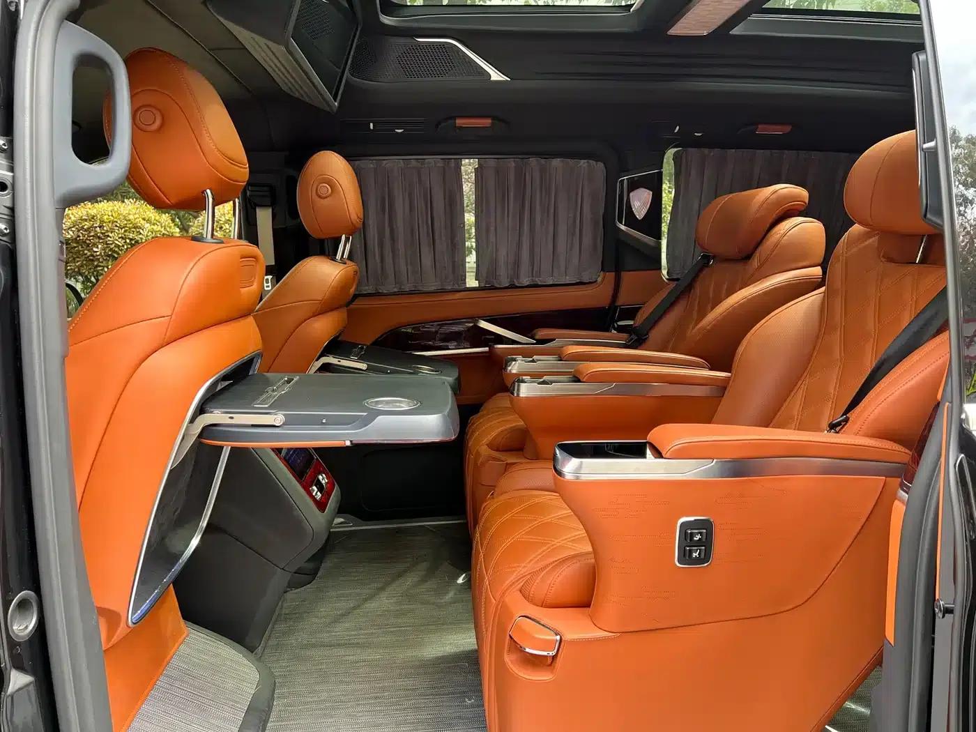 Mercedes-Benz V-Class 2022 V 260 L Long Wheelbase Luxury Edition — миниатюра 24