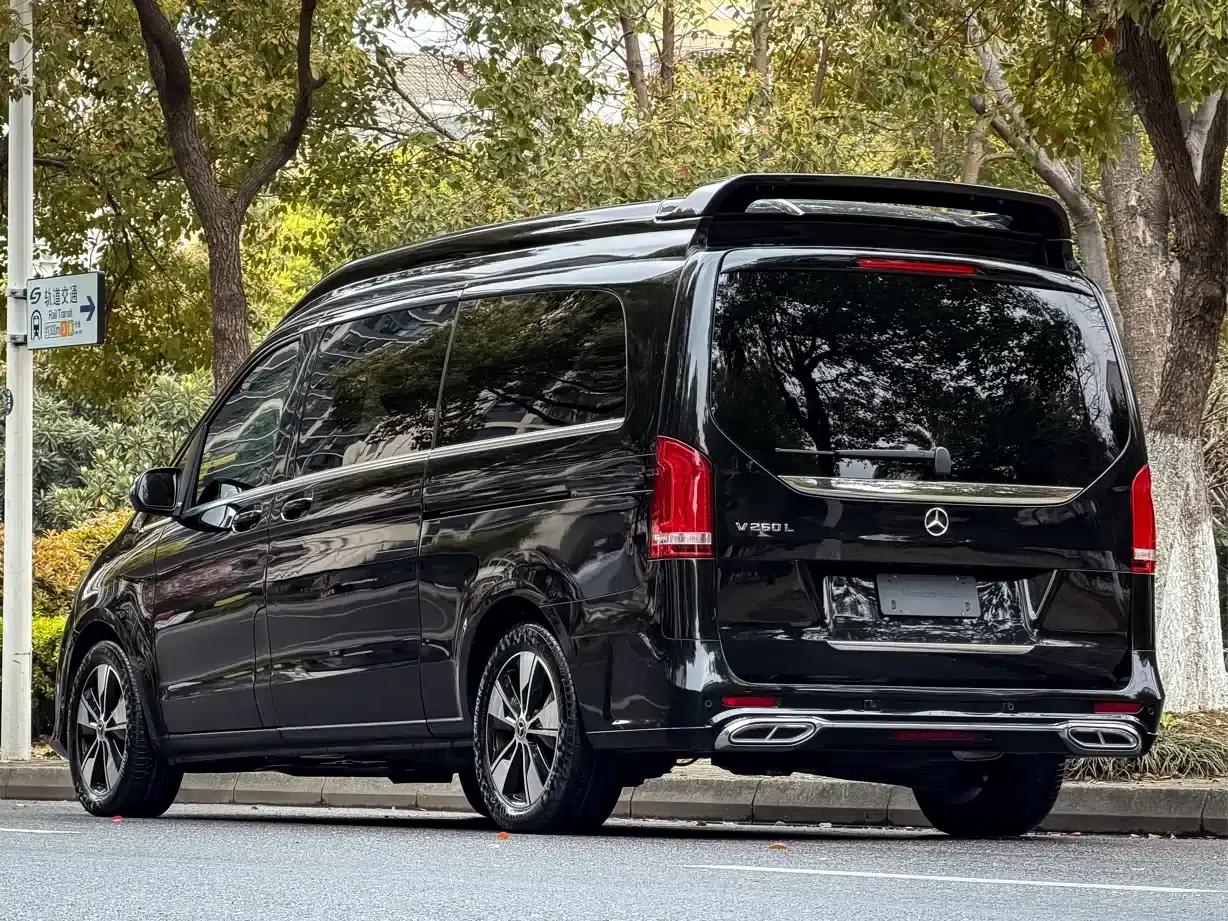 Mercedes-Benz V-Class 2022 V 260 L Long Wheelbase Luxury Edition — миниатюра 6