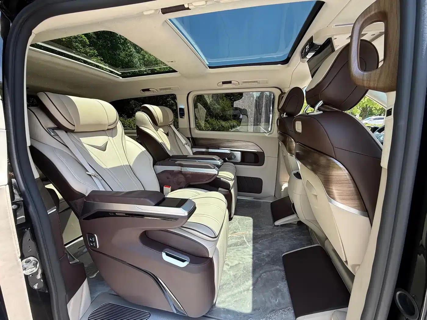 Mercedes-Benz V-Class 2022 V 260 L Long Wheelbase Luxury Edition — миниатюра 11
