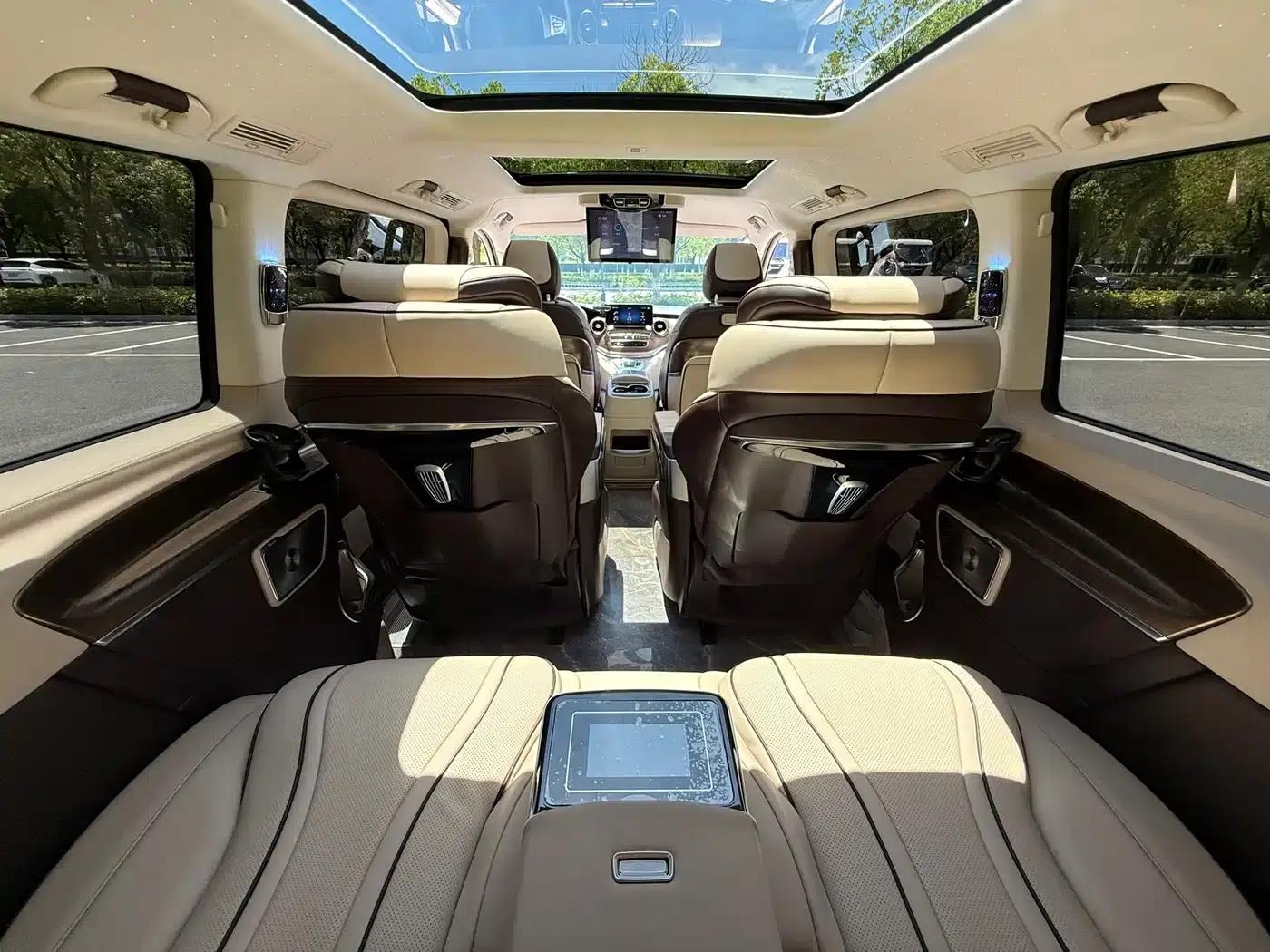 Mercedes-Benz V-Class 2022 V 260 L Long Wheelbase Luxury Edition — миниатюра 14