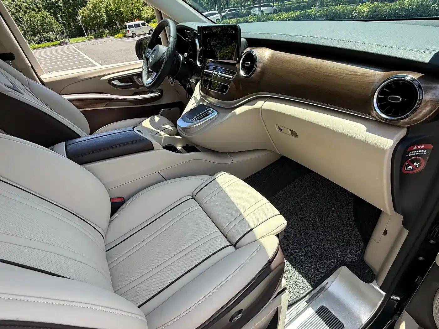 Mercedes-Benz V-Class 2022 V 260 L Long Wheelbase Luxury Edition — миниатюра 9