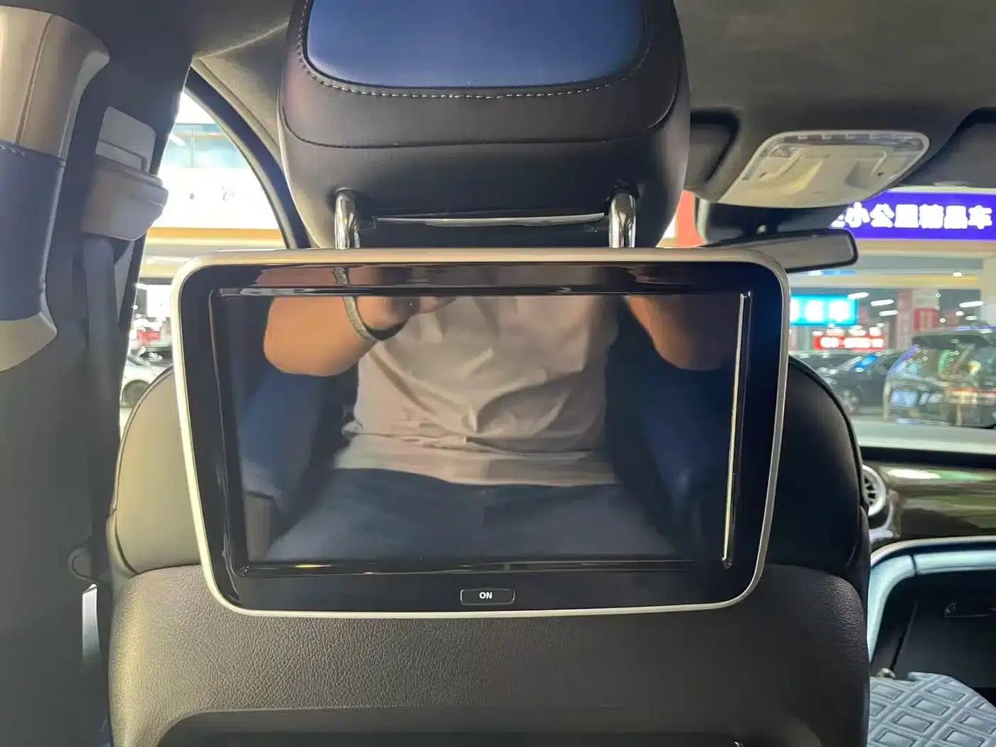 Mercedes-Benz V-Class 2018 V 260 Premium Edition (China V Emission Standard) — миниатюра 15