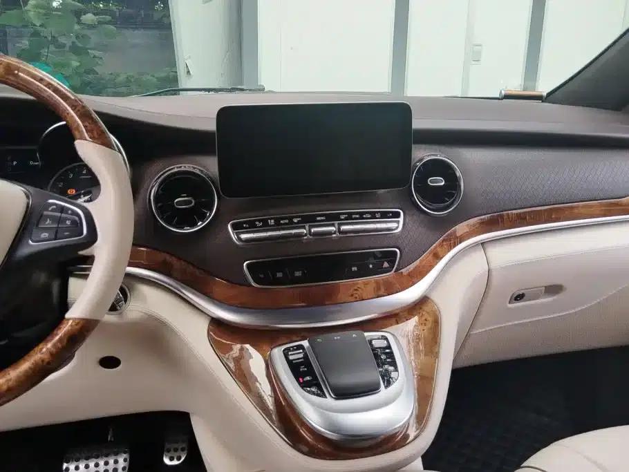 Mercedes-Benz V-Class 2021 V 260 L Long Wheelbase Premium Edition — миниатюра 13