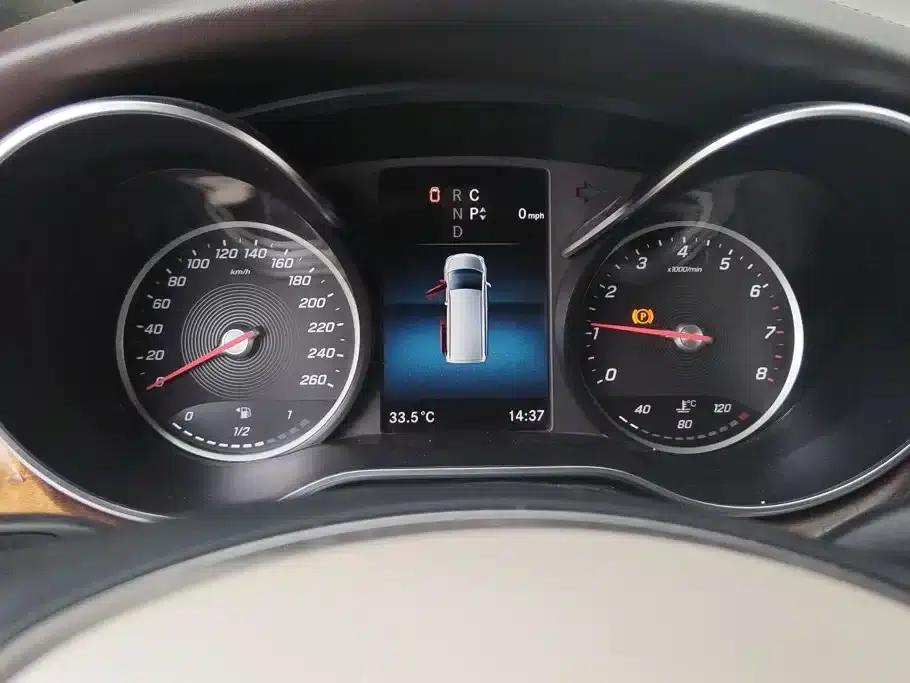 Mercedes-Benz V-Class 2021 V 260 L Long Wheelbase Premium Edition — миниатюра 14