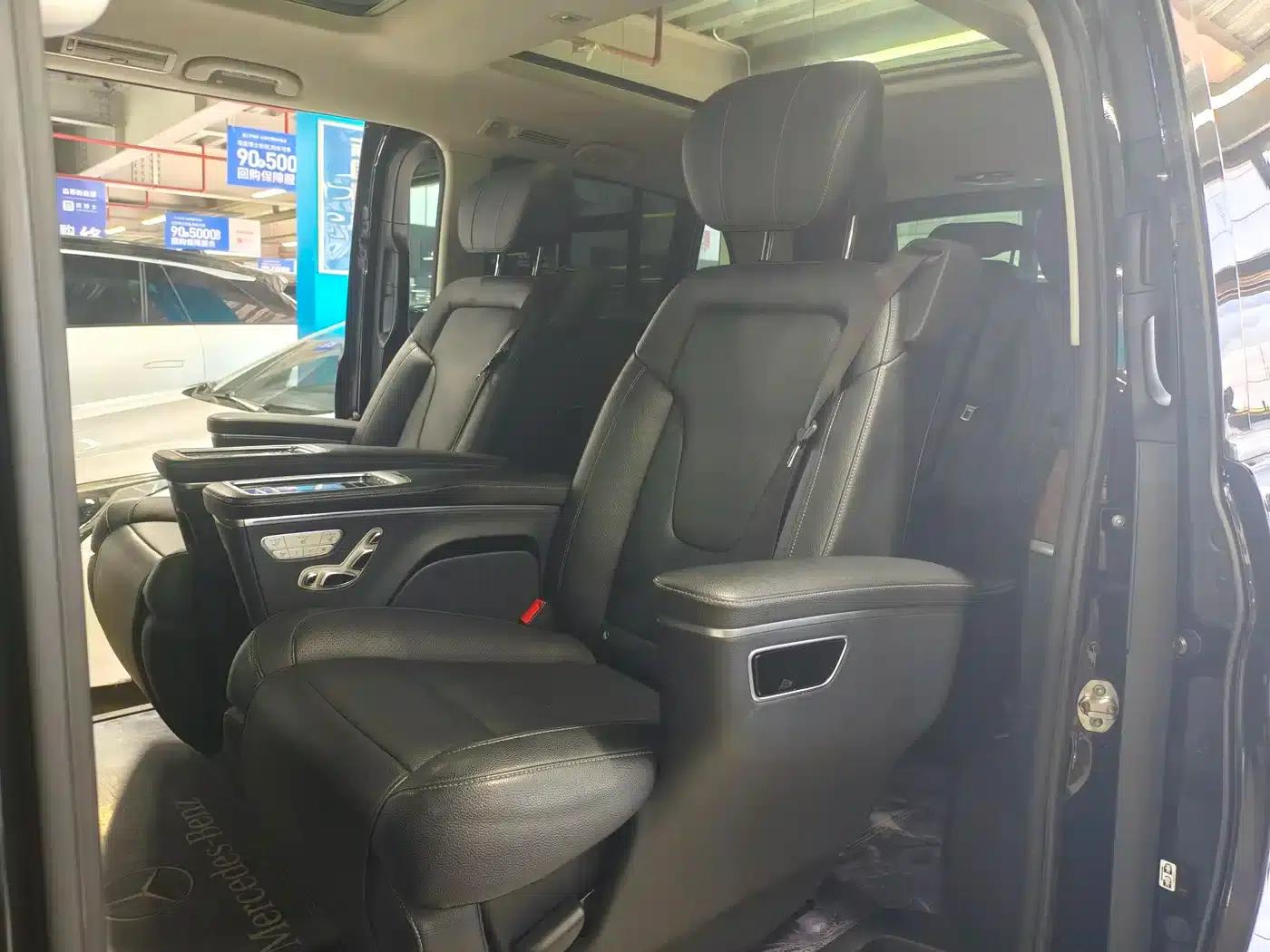 Mercedes-Benz V-Class 2021 V 260 Navigator Edition — миниатюра 12
