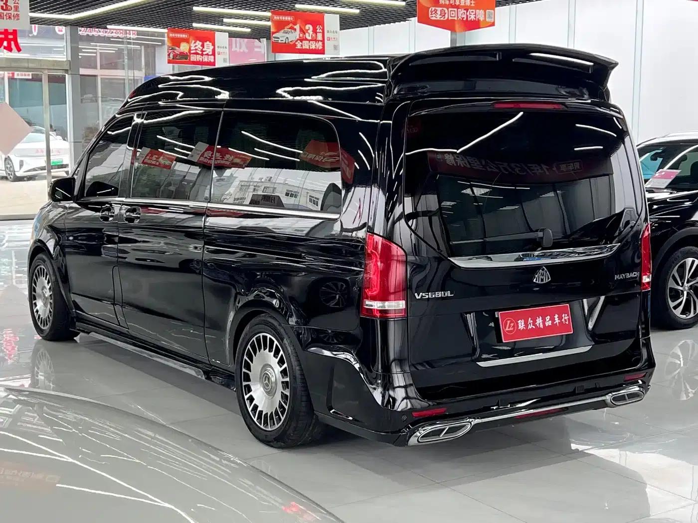 Mercedes-Benz V-Class 2018 V 260 L Premium Extended Edition (China VI Emission Standard) — миниатюра 6