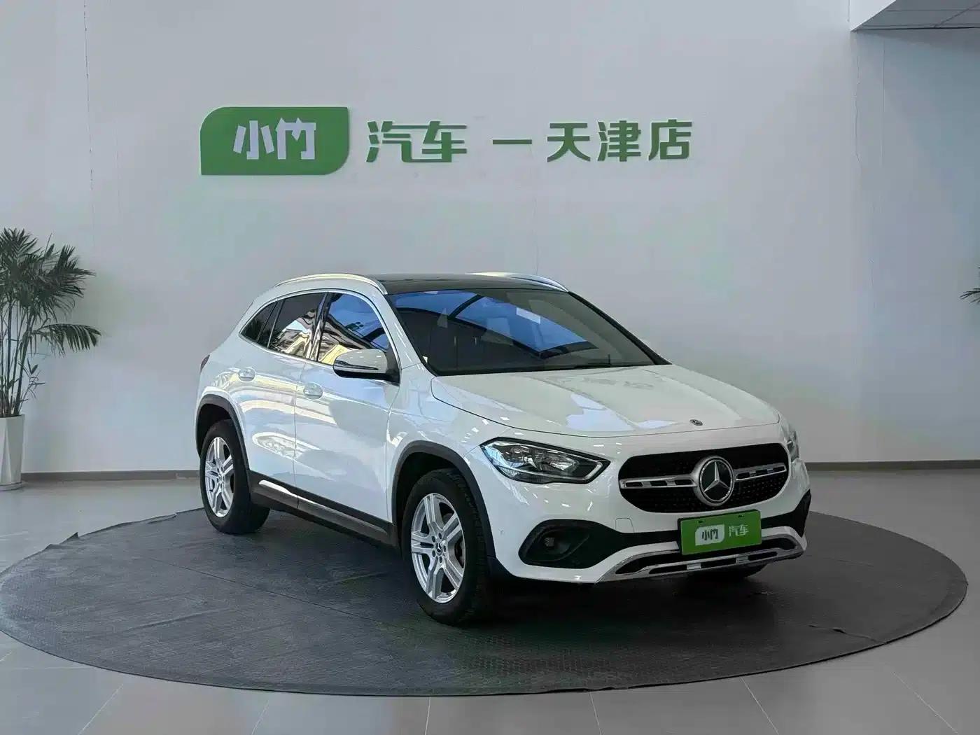 2020 Mercedes-Benz GLA 180 — миниатюра 2
