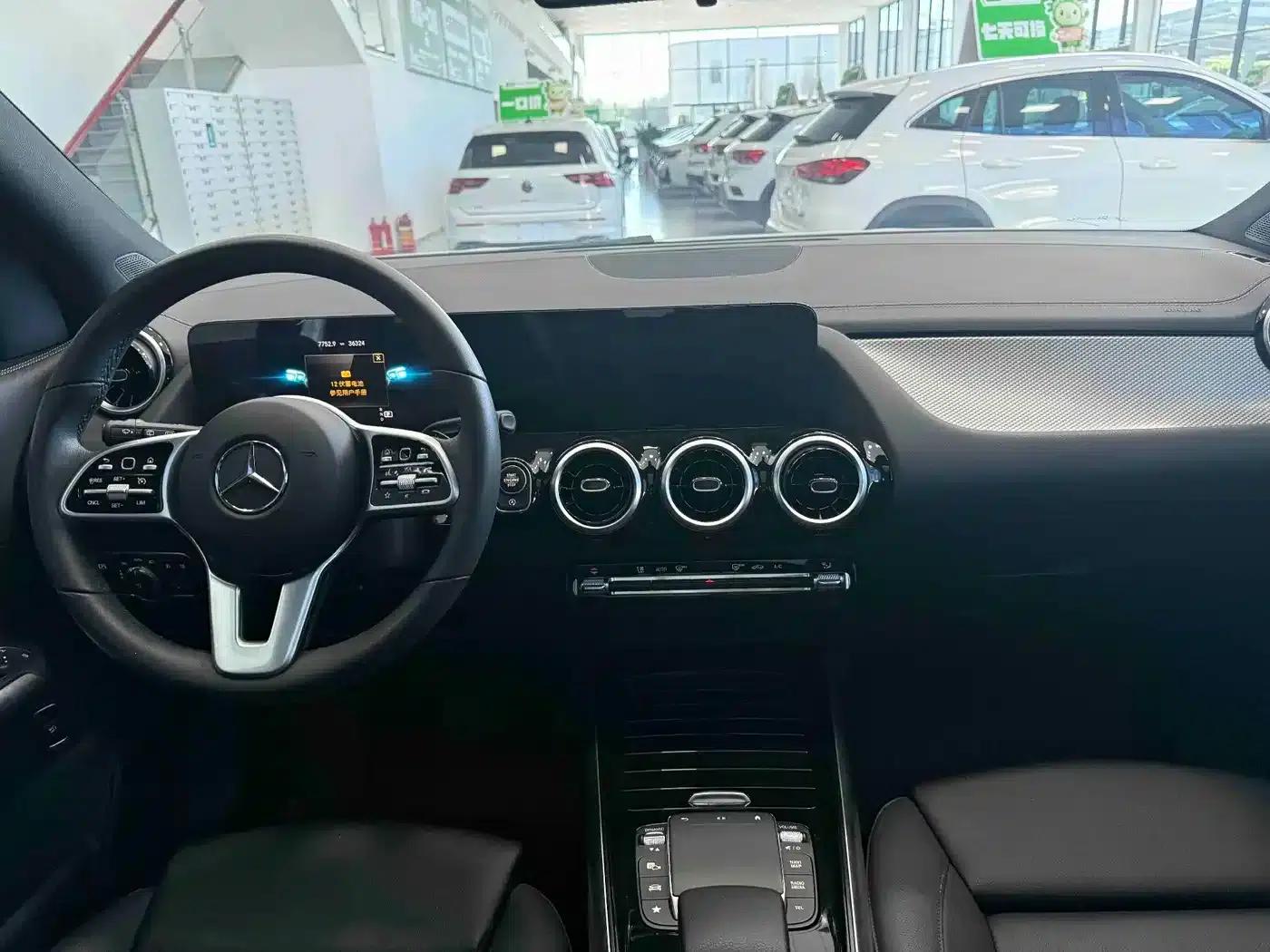 2020 Mercedes-Benz GLA 180 — миниатюра 16
