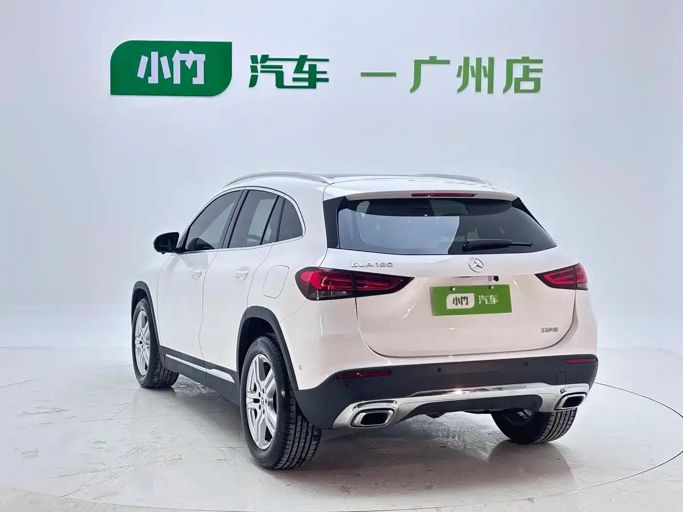 2022 Mercedes-Benz GLA 180 — миниатюра 4