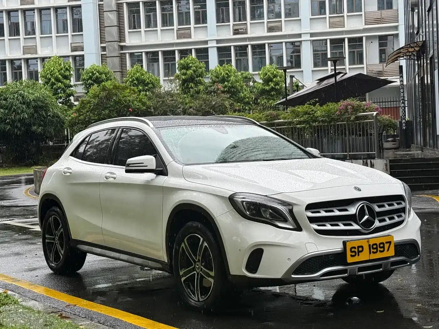 2018 Mercedes-Benz GLA 200 Fashion Edition — миниатюра 3